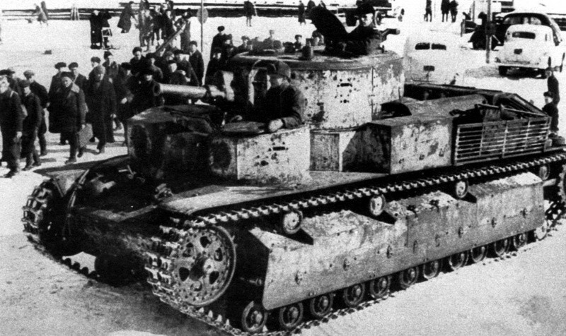 Броня крепка и танки наши быстры... Советский средний танк Т-28
