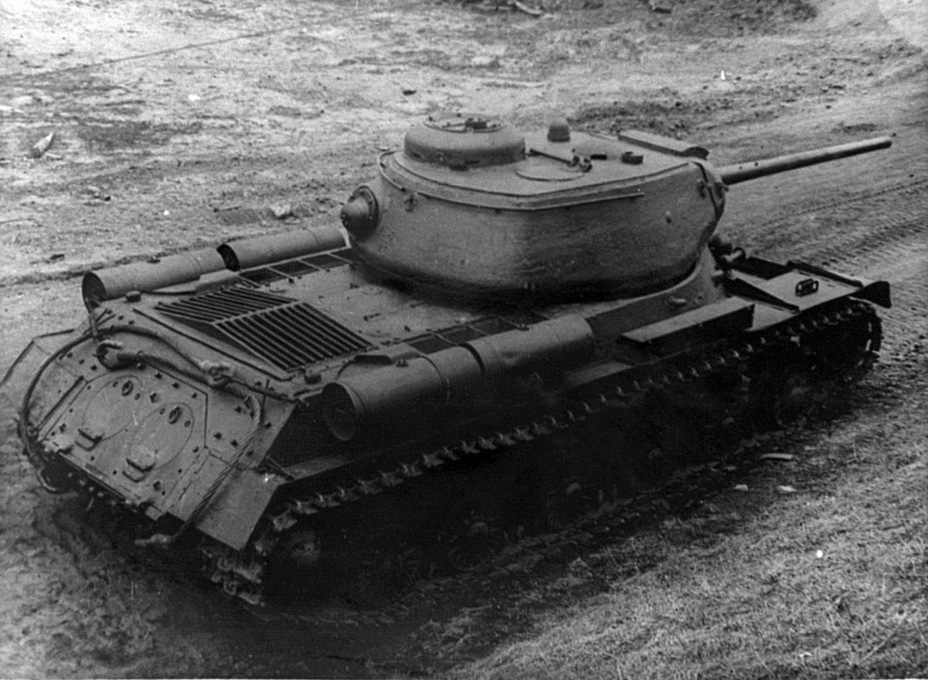 ​Верхние кормовые плиты у серийного танка и Объекта 237 отличались - Промежуточный ИС | Warspot.ru