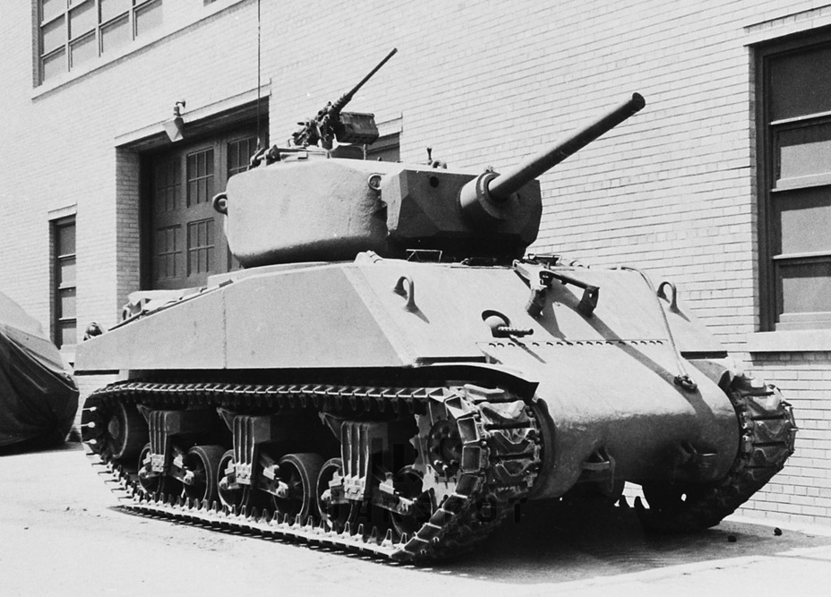 ​При запуске M4A3E2 обошлись без опытных машин — сразу же началось серийное производство. - Толстомясый «Шерман» | Warspot.ru