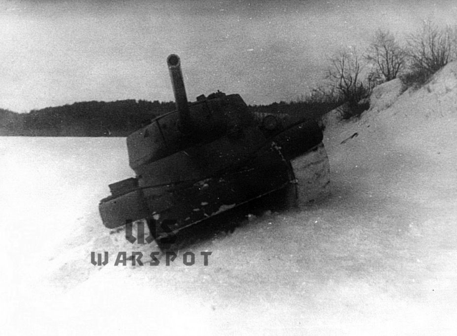 ​Несмотря на бо́льшую, чем у Т-34-85, массу, показатели при езде Т-54 в зимних условиях оказались близкими. - Предшественник революции | Warspot.ru