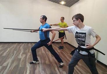 Японское фехтование иайдо: программы ударов ката мечом в Katana Club