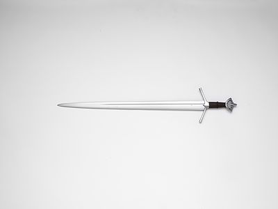Albion Caithness Medieval Sword 5 (6093077224).jpg