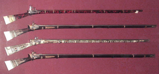 Ятаган: оружие янычар, турецкий меч, как выглядит, форма клинка, история появления, применение на полях сражения
