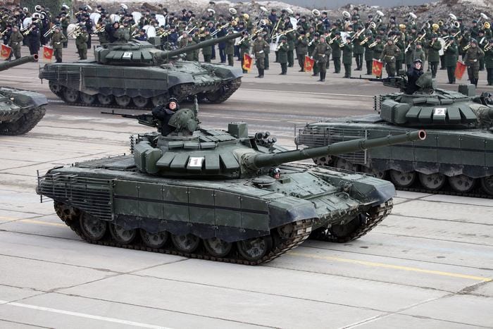 Т-72 на параде