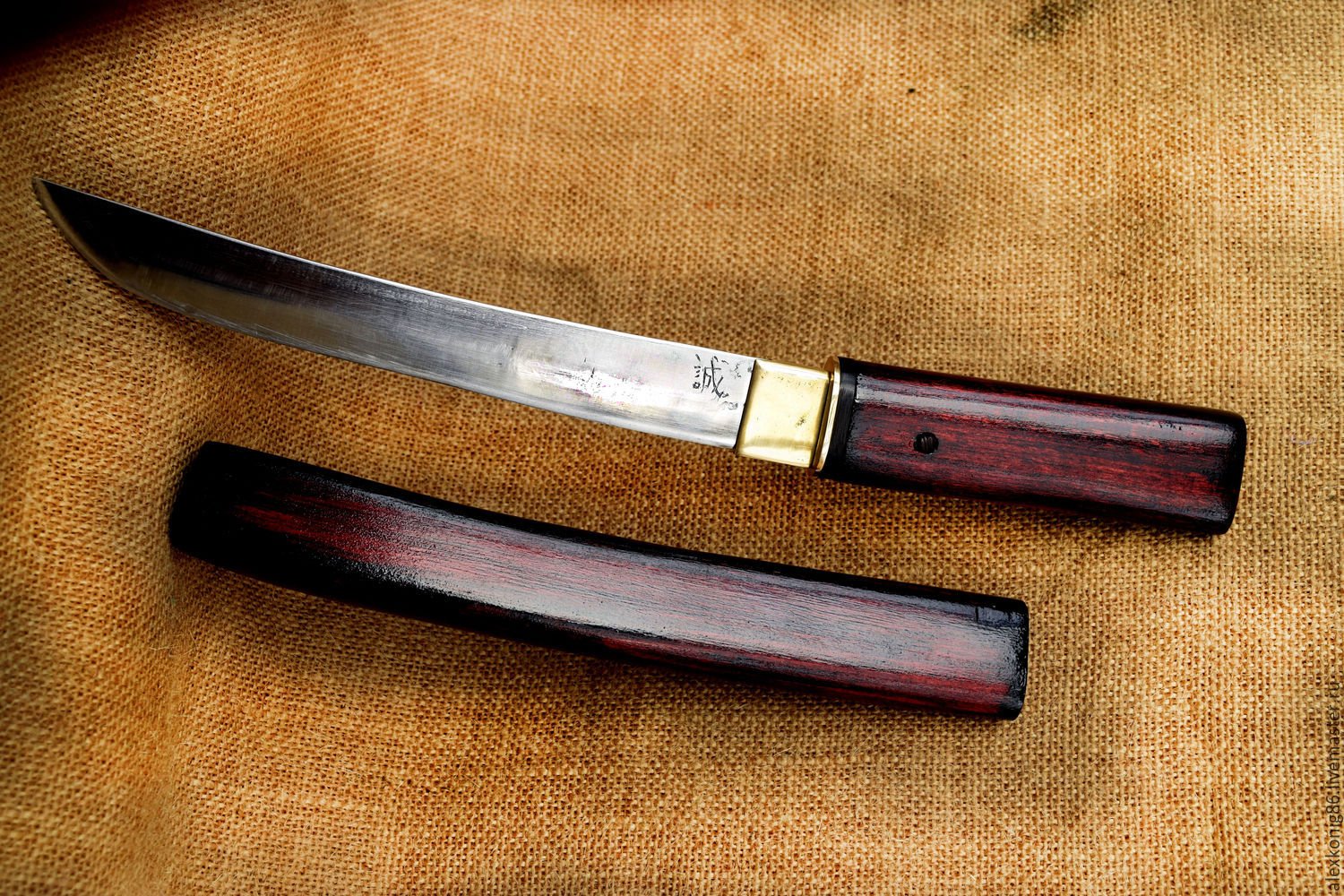 Приемы с ножом: техники фехтования, базовые приемы ведения ножевого боя и тактика защиты