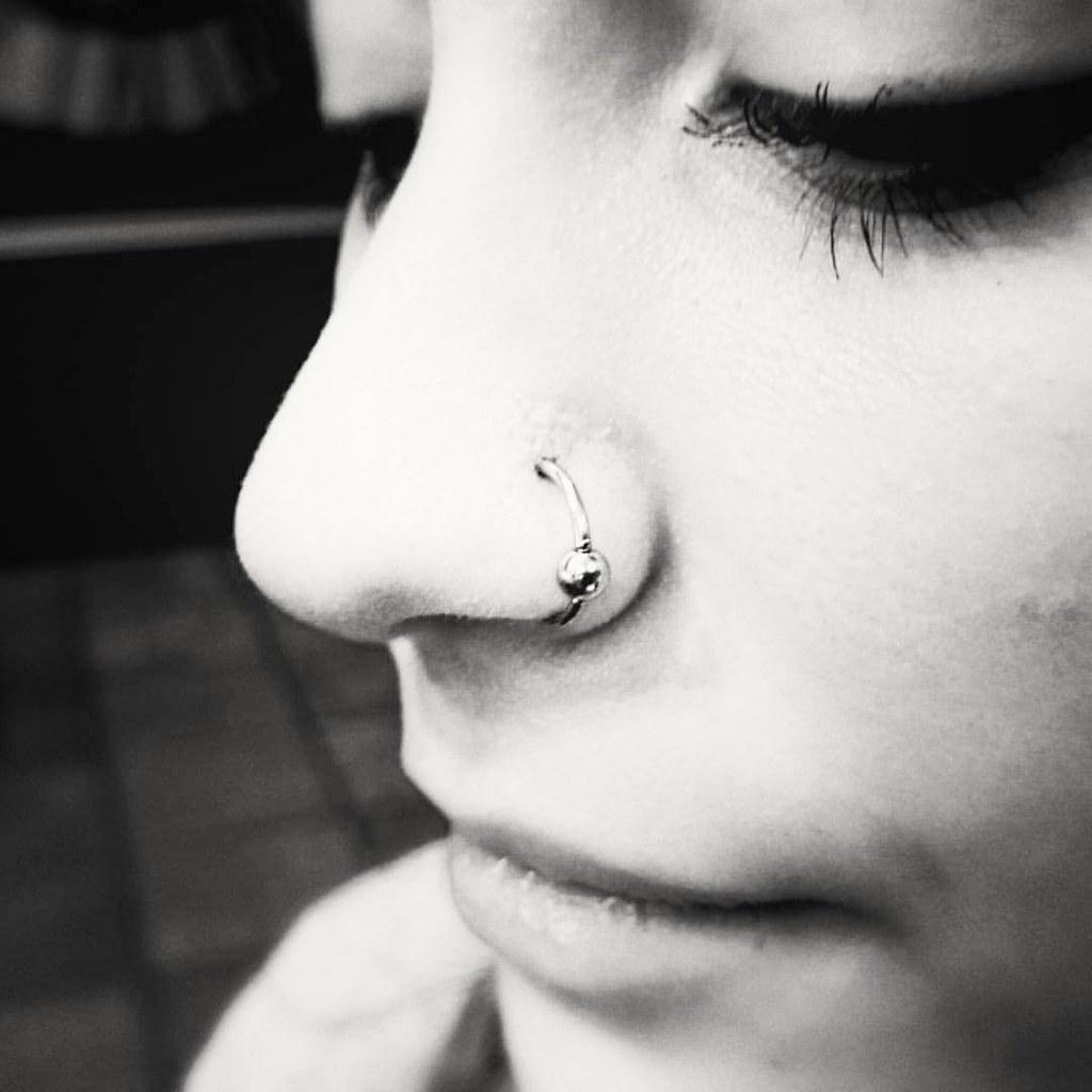 Пирсинг носа. Украшение - кольцо из хирургической стали 31… | Flickr