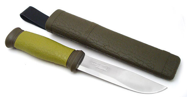 Мора 2000 – легендарный нож-универсал от шведов