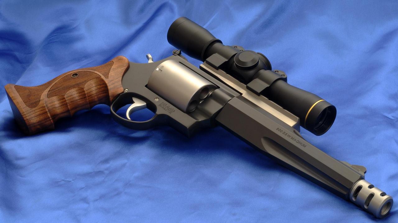 Револьвер Smith Wesson Model 500 . 500 Magnum.